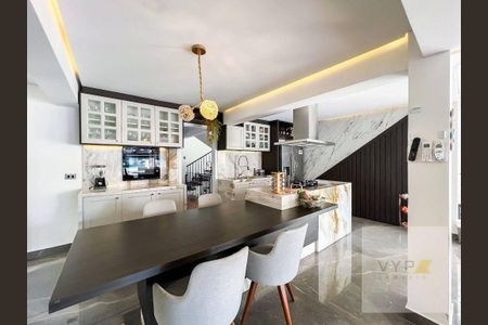 10_photo/94dce22aab.c7baea140fc48cda-ATLAS-a5426617-5e5b-4be9-8689-39e9ea1f4b3d.jpg de casa à venda com 4 quartos, 490m² em Santo Inácio, Curitiba