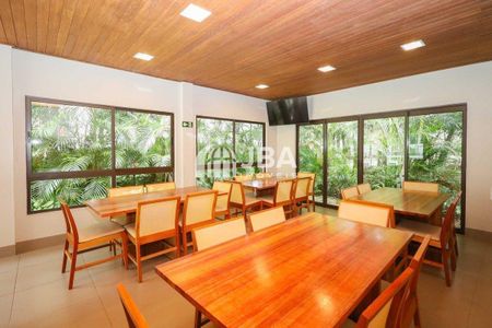 47_photo/94dce22b7d.49c40a4e0c1b1036-ATLAS-a1c746f5-10e9-44f0-9470-443dba2e90ea.jpg de apartamento à venda com 2 quartos, 72m² em Mossunguê, Curitiba