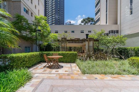 30_photo/94dce22bf9.bcbf43530e746794-ATLAS-8f2a37a3-c5d7-4daa-bcd2-6e3ea853546f.jpg de apartamento à venda com 4 quartos, 185m² em Mossunguê, Curitiba