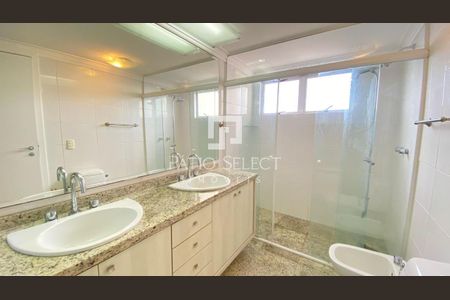 9_photo/94dce22c03.9a260b5d96121788-ATLAS-0a4b4e25-9c1d-4282-89a1-6d55c8b4df9f.jpg de apartamento para alugar com 4 quartos, 218m² em Campina do Siqueira, Curitiba