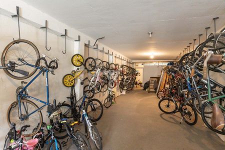 32_photo/94dce22c03.fb34a138fd60d116-ATLAS-3e611367-e24a-471d-aa8a-8c585f791263.jpg de apartamento à venda com 3 quartos, 179m² em Campina do Siqueira, Curitiba