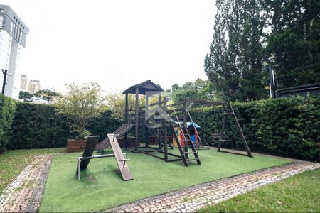 31_photo/94dce22c0f.89f4a6df32e7f5d8-ATLAS-cb2c2fb4-cba7-49e5-9e7c-720474eceff4.jpg de apartamento à venda com 3 quartos, 192m² em Mossunguê, Curitiba