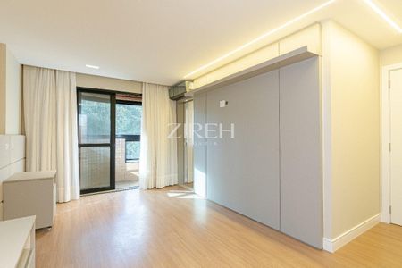 11_photo/94dce22c0f.bdd060b98a1b2866-ATLAS-784e0262-cbea-4eff-a802-330ee2f67e62.jpg de apartamento à venda com 3 quartos, 192m² em Mossunguê, Curitiba