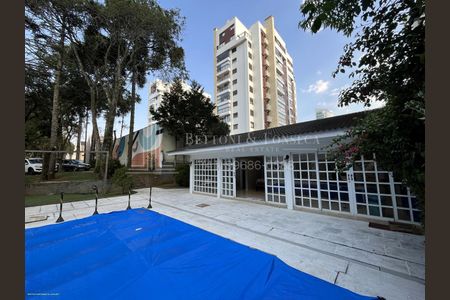 10_photo/94dce22ca9.dd810fae21d85007-ATLAS-20be3999-2d6f-4d45-9e11-e4481233da7b.jpg de casa à venda com 5 quartos, 600m² em Mossunguê, Curitiba