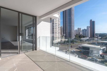 8_photo/94dce22ceb.beef6a444bf28e7f-ATLAS-407b1efd-efff-43c5-a5a6-4555714e8dda.jpg de apartamento à venda com 3 quartos, 228m² em Ecoville, Curitiba