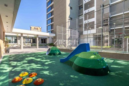 21_photo/94dce22ceb.f65ff1131cae8b73-ATLAS-136a86c1-7d2d-4af3-bfdb-d2c35e5bd662.jpg de apartamento à venda com 3 quartos, 229m² em Ecoville, Curitiba