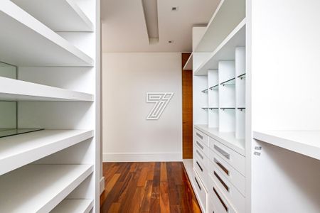 10_photo/94dce22cf1.03281f98ded1ed4f-ATLAS-2df056ff-dcb3-4072-ad21-dd03ea6a1c9f.jpg de apartamento à venda com 3 quartos, 368m² em Campina do Siqueira, Curitiba