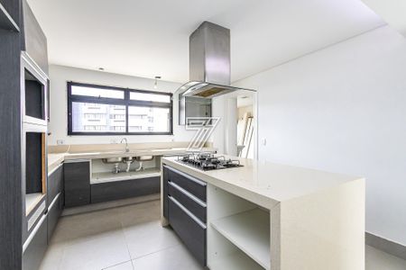 12_photo/94dce22cf1.03281f98ded1ed4f-ATLAS-3b171f8f-7b64-49f7-b3a2-137cecc04e5f.jpg de apartamento à venda com 3 quartos, 368m² em Campina do Siqueira, Curitiba