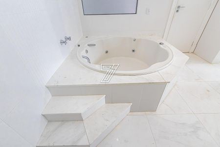 49_photo/94dce22cf1.03281f98ded1ed4f-ATLAS-4477c0cf-a6b3-4e41-9b87-769dff23490f.jpg de apartamento à venda com 3 quartos, 368m² em Campina do Siqueira, Curitiba