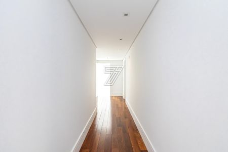 28_photo/94dce22cf1.03281f98ded1ed4f-ATLAS-ce8d2d34-538e-4b81-b86e-bc4684639bd4.jpg de apartamento à venda com 3 quartos, 368m² em Campina do Siqueira, Curitiba