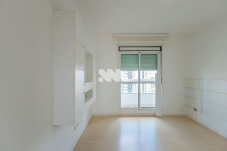 21_photo/94dce22d29.1c1a27a807626b99-ATLAS-0e9cdce5-d021-4a86-8227-10e2a75a5c57.jpg de apartamento para alugar com 4 quartos, 214m² em Campina do Siqueira, Curitiba