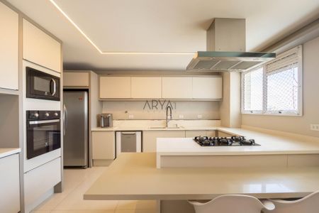 6_photo/94dce22d29.e1a31dbb9c3df7ec-ATLAS-13a23a79-9863-420a-b3ec-0044a99d8dcd.jpg de apartamento à venda com 3 quartos, 214m² em Campina do Siqueira, Curitiba