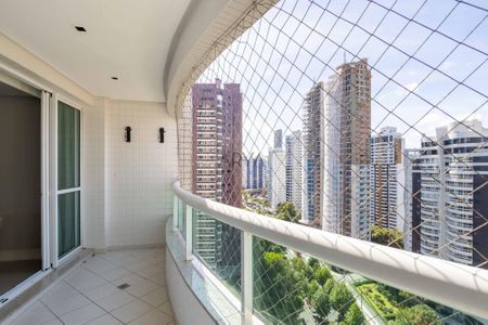 12_photo/94dce22d29.e1a31dbb9c3df7ec-ATLAS-e0a69416-ba92-4ae0-8f90-9ecca5057776.jpg de apartamento à venda com 3 quartos, 214m² em Campina do Siqueira, Curitiba