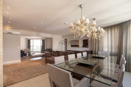 7_photo/94dce22d29.e1a31dbb9c3df7ec-ATLAS-e6b73b05-ae0f-432b-ba75-857b7c830053.jpg de apartamento à venda com 3 quartos, 214m² em Campina do Siqueira, Curitiba