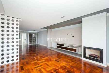 8_photo/94dce22d3d.2ecf7d41347d007a-ATLAS-6d70a2b0-0594-44b7-801d-8ed6afa3d620.jpg de apartamento para alugar com 4 quartos, 203m² em Campina do Siqueira, Curitiba