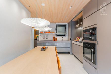 5_photo/94dce22d73.9b208e9f1fbf710f-ATLAS-0d82118b-4cff-4b26-b483-7c08aba77f5f.jpg de apartamento à venda com 3 quartos, 120m² em Campina do Siqueira, Curitiba