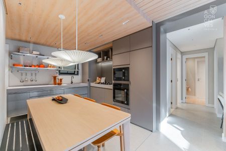 7_photo/94dce22d73.9b208e9f1fbf710f-ATLAS-12563de8-5b4e-4570-ba2d-0261228f596b.jpg de apartamento à venda com 3 quartos, 120m² em Campina do Siqueira, Curitiba