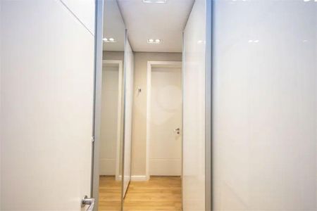 6_photo/94dce22dc9.fe96b63aec789ef1-ATLAS-157a6591-a1f2-49a2-906d-ed11b62e64d5.jpg de apartamento à venda com 3 quartos, 146m² em Mossunguê, Curitiba