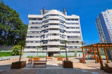 32_photo/94dce22e77.cba3da746242e602-ATLAS-2f0bee7b-672d-4aa3-980b-68bf7e40345b.jpg de apartamento à venda com 3 quartos, 99m² em Mossunguê, Curitiba