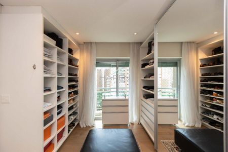 2_photo/94dce22e8b.6691faa2cf0f6cfa-ATLAS-0b10bac7-63d8-4d55-8520-3ea9dd9b5f9a.jpg de apartamento à venda com 3 quartos, 400m² em Campina do Siqueira, Curitiba