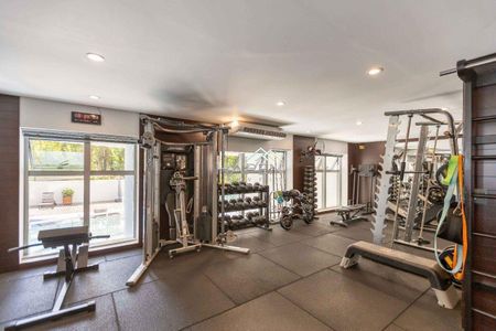 8_photo/94dce22e8b.6691faa2cf0f6cfa-ATLAS-37794685-0335-4930-85ca-8e02a33f1224.jpg de apartamento à venda com 3 quartos, 400m² em Campina do Siqueira, Curitiba