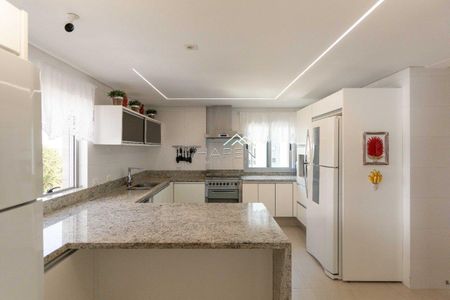 12_photo/94dce22e8b.6691faa2cf0f6cfa-ATLAS-4f669c0f-16ed-4052-ab8f-4a9dc8102870.jpg de apartamento à venda com 3 quartos, 400m² em Campina do Siqueira, Curitiba