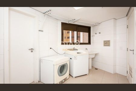 8_photo/94dce22f4b.5ad7edab93cbbe91-ATLAS-75404f41-19be-43bd-a7e0-4bd7e3d17ab1.jpg de apartamento à venda com 3 quartos, 144m² em Campina do Siqueira, Curitiba