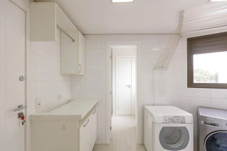 13_photo/94dce22f4b.5ad7edab93cbbe91-ATLAS-959aed0c-9e51-4ccf-9f4f-e62cbef196a0.jpg de apartamento à venda com 3 quartos, 144m² em Campina do Siqueira, Curitiba