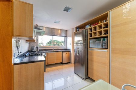 9_photo/94dce22f5f.c45589f13b8627ba-ATLAS-5125c8a2-07d2-4799-9f1c-047edd5dc265.jpg de apartamento à venda com 3 quartos, 222m² em Mossunguê, Curitiba