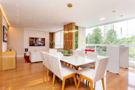 13_photo/94dce22f6f.8c8980eccb4bf35b-ATLAS-31affc00-0d49-4c92-8573-b2bdacdeb418.jpg de apartamento à venda com 3 quartos, 144m² em Mossunguê, Curitiba