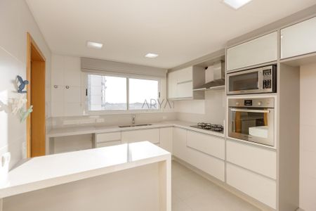 1_photo/94dce22f6f.c82324d3a298f3ed-ATLAS-00f22d99-008e-42aa-a193-fd5f5ebe380e.jpg de apartamento à venda com 3 quartos, 142m² em Mossunguê, Curitiba