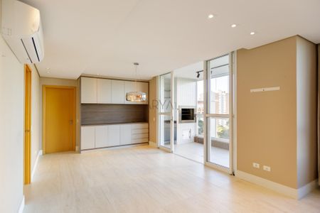 2_photo/94dce22f6f.c82324d3a298f3ed-ATLAS-30ee5941-8fc8-4d6a-baf0-a7d07a58a6d1.jpg de apartamento à venda com 3 quartos, 142m² em Mossunguê, Curitiba