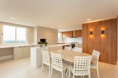 4_photo/94dce22fa7.7a69ff73eb43ff8d-ATLAS-bdc03392-d36c-41f5-b4e3-014f95b7dcad.jpg de apartamento à venda com 4 quartos, 414m² em Mossunguê, Curitiba