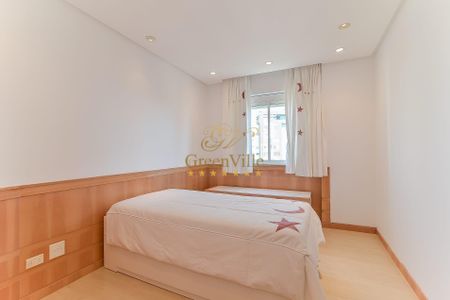 31_photo/94dce22fad.ceff8192393c33de-ATLAS-061416b4-db15-4e0d-89d3-3904c8a36d1f.jpg de apartamento à venda com 4 quartos, 414m² em Mossunguê, Curitiba