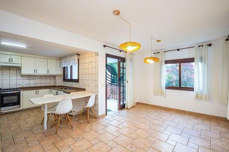 7_photo/94dce23031.f4a5c666155909d5-ATLAS-399ca52f-2293-4eb3-acfc-c0ea4683a54d.jpg de casa para alugar com 3 quartos, 234m² em Mossunguê, Curitiba