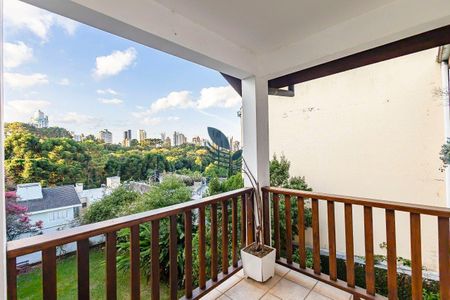 46_photo/94dce23031.f4a5c666155909d5-ATLAS-db922a30-2bcd-40ce-8692-6109bad1a686.jpg de casa para alugar com 3 quartos, 234m² em Mossunguê, Curitiba