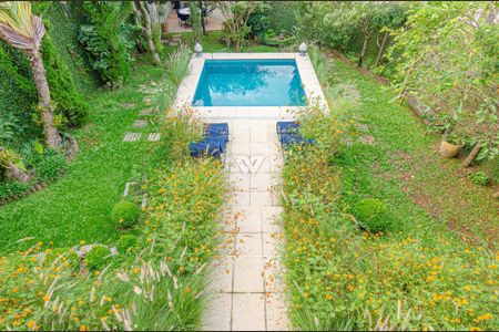 3_photo/94dce23035.96ab9a77f00113ea-ATLAS-f98c75c1-0fcf-4e66-bd5c-a9e8e33a2f09.jpg de casa à venda com 2 quartos, 250m² em Mossunguê, Curitiba