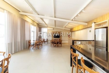 4_photo/94dce2307b.e9e7bffe1f964319-ATLAS-2131e8e0-9d2e-4916-a51a-d74ac3c5c818.jpg de apartamento à venda com 3 quartos, 101m² em Campo Comprido, Curitiba