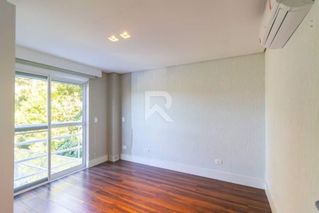 4_photo/94dce230bf.2a151fee16680804-ATLAS-8dab83a0-1217-4bd3-8c76-cf1ba7bdc85c.jpg de casa à venda com 3 quartos, 204m² em Campo Comprido, Curitiba