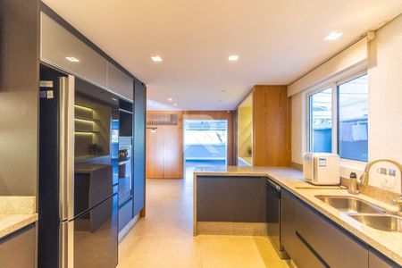 11_photo/94dce230bf.2a151fee16680804-ATLAS-a8a031d7-1cde-404d-8afa-3ccbffc413fe.jpg de casa à venda com 3 quartos, 204m² em Campo Comprido, Curitiba