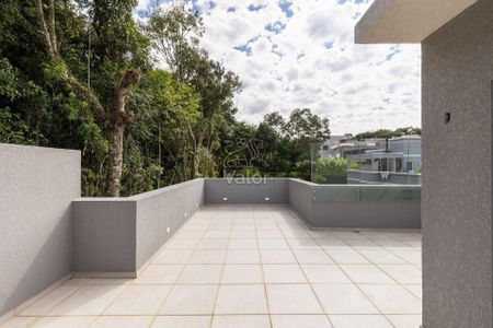 12_photo/94dce230bf.4f48e483d4bcdc3b-ATLAS-335cd567-2941-4812-ba93-de2ec541791a.jpg de casa de condomínio à venda com 3 quartos, 320m² em Campo Comprido, Curitiba