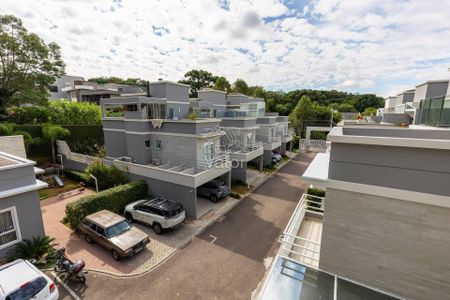 13_photo/94dce230bf.4f48e483d4bcdc3b-ATLAS-949b3bf8-8587-4675-b434-7867d08bf843.jpg de casa de condomínio à venda com 3 quartos, 320m² em Campo Comprido, Curitiba