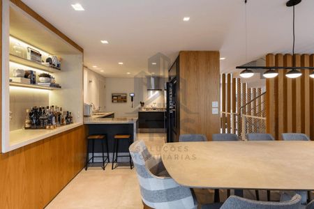 8_photo/94dce230bf.4f48e483d4bcdc3b-ATLAS-bde1bae6-ffbd-4b14-9987-ba63de5cf84c.jpg de casa de condomínio à venda com 3 quartos, 320m² em Campo Comprido, Curitiba