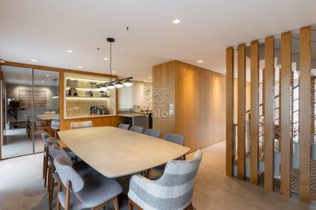 22_photo/94dce230bf.4f48e483d4bcdc3b-ATLAS-dfbf1e30-18a0-48fb-931e-ec533aa4d917.jpg de casa de condomínio à venda com 3 quartos, 320m² em Campo Comprido, Curitiba