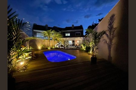 8_photo/94dce23161.6fa24c30896ad7dc-ATLAS-2b3acb41-1d00-4827-a83a-abc3fa0f8efb.jpg de casa à venda com 4 quartos, 247m² em Mossunguê, Curitiba