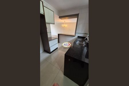 6_photo/94dce23161.6fa24c30896ad7dc-ATLAS-90211349-7370-4caa-94e5-c856ce5f61a8.jpg de casa à venda com 4 quartos, 247m² em Mossunguê, Curitiba