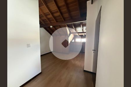 21_photo/94dce231cb.b35f0a667bfcb943-ATLAS-3f47b86a-12e0-494e-93c7-b9e669e09ab8.jpg de casa à venda com 3 quartos, 154m² em Mossunguê, Curitiba