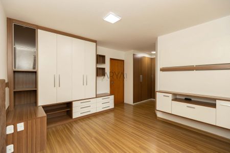 11_photo/94dce23231.ad6cb26ada8414aa-ATLAS-600c52ce-8b5b-4b0c-bb4c-b8930b4b8a47.jpg de casa à venda com 4 quartos, 208m² em Mossunguê, Curitiba