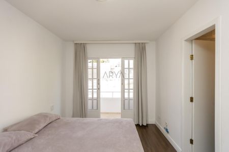 12_photo/94dce23255.54aece7605d3c183-ATLAS-2d525df6-7385-41ee-b75e-b2d7ded0a0e8.jpg de casa à venda com 3 quartos, 352m² em Mossunguê, Curitiba