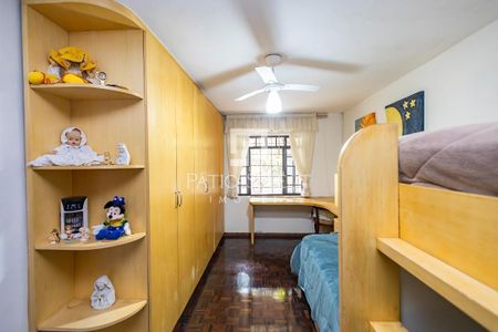 10_photo/94dce23257.1e9d1ba85beb8478-ATLAS-881418d1-964e-42c7-bcc4-6f3f3dc251f2.jpg de casa à venda com 4 quartos, 167m² em Mossunguê, Curitiba